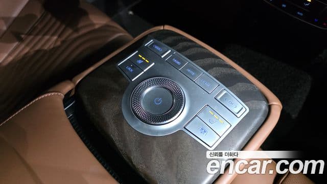Genesis Electrified G80 2020 — Şəkil 19/20
