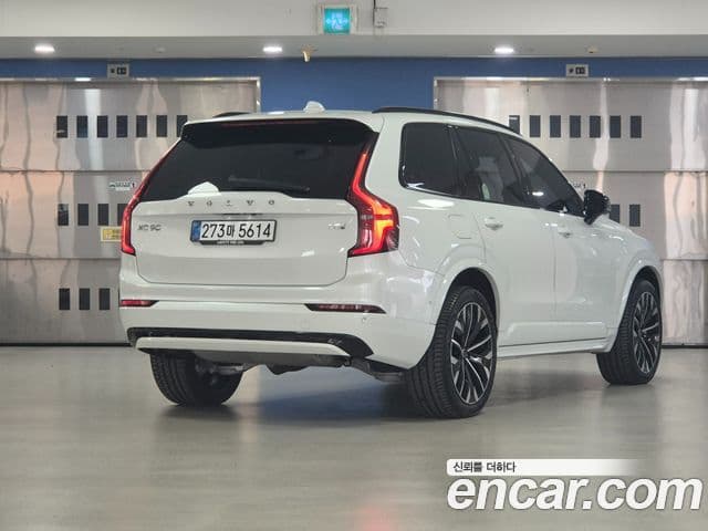 Volvo XC90 2025 — ფოტო 3/20