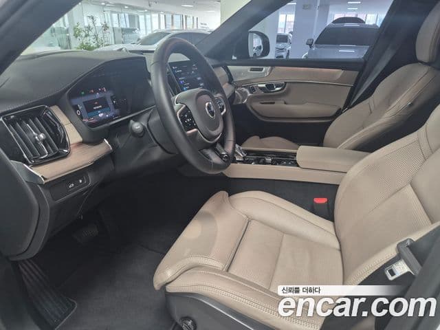 Volvo XC90 2025 — ფოტო 12/20