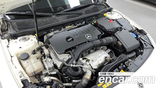 Mercedes-Benz A-Class 2020 — Photo 20/20