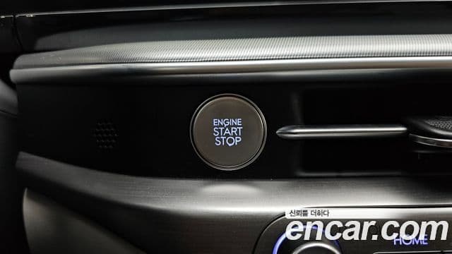 Hyundai Grandeur Hybrid 2023 — Photo 15/32