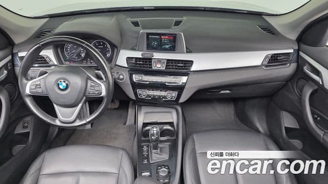 BMW X1 2018 — Photo 25/32
