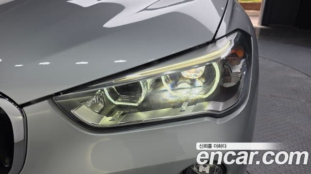 BMW X1 2018 — Photo 27/32