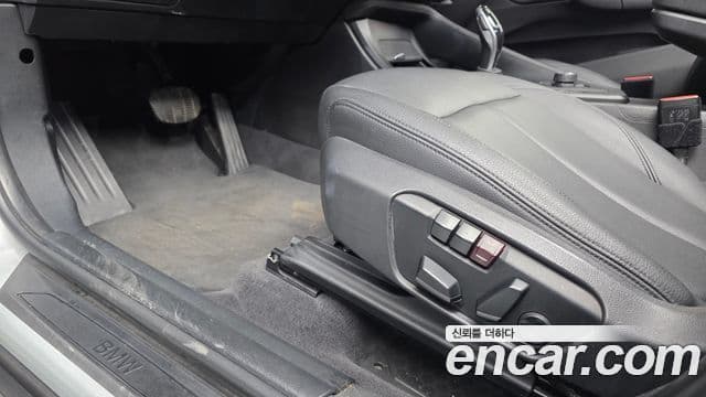 BMW X1 2018 — Photo 5/32