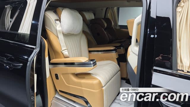Kia Carnival 2024 — Şəkil 11/20