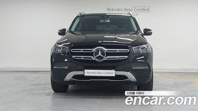 Mercedes-Benz GLE-Class 2020 — ფოტო 2/20