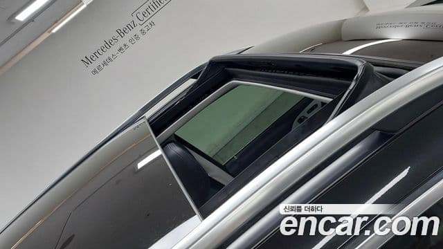 Mercedes-Benz GLE-Class 2020 — ფოტო 11/20
