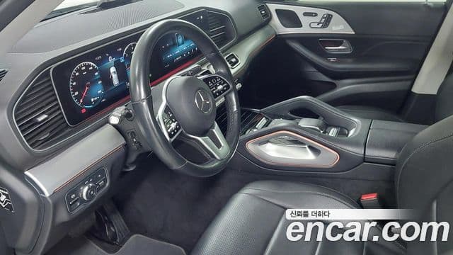Mercedes-Benz GLE-Class 2020 — ფოტო 13/20