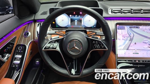 Mercedes-Benz S-Class 2023 — Photo 20/33