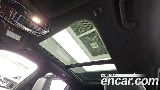 Jeep Grand Cherokee 2022 — Şəkil 18/20
