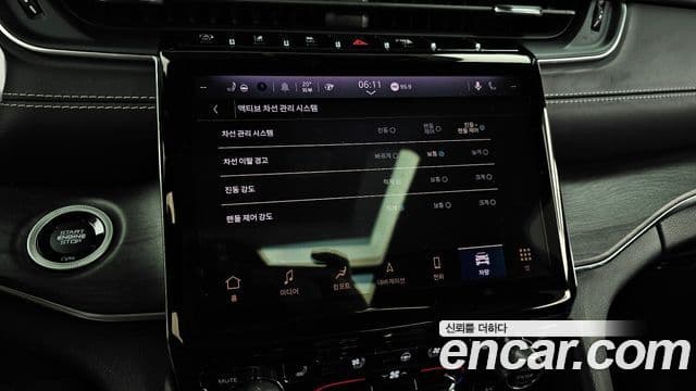Jeep Grand Cherokee 2022 — Şəkil 20/38