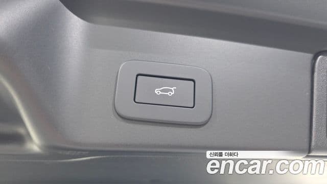 Land Rover Range Rover Evoque 2025 — Фото 20/20
