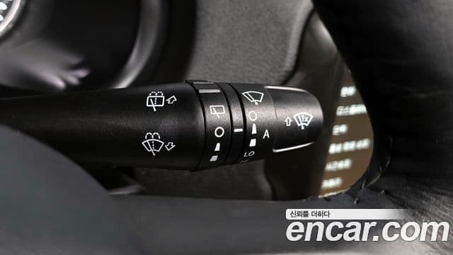 Jeep Renegade 2022 — фото 17 из 20