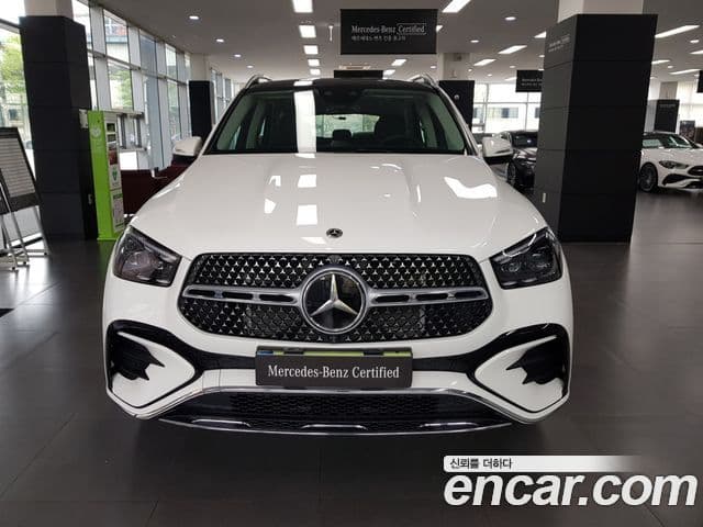 Mercedes-Benz GLE-Class 2025 — Photo 5/17