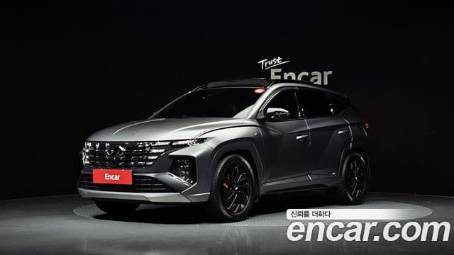 Hyundai Tucson Hybrid 2023 — Photo 8/20