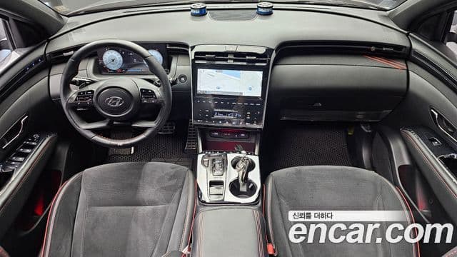 Hyundai Tucson Hybrid 2023 — Photo 16/20
