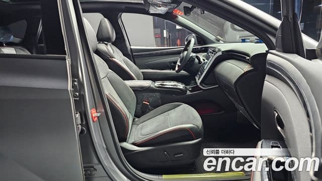 Hyundai Tucson Hybrid 2023 — Photo 5/20