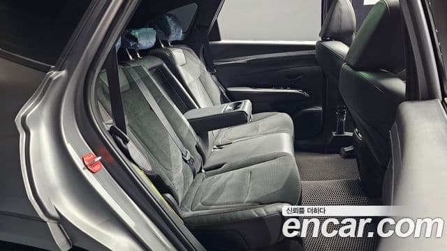 Hyundai Tucson Hybrid 2023 — Photo 12/20