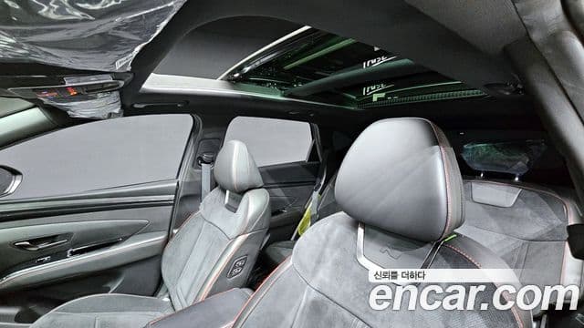 Hyundai Tucson Hybrid 2023 — Photo 2/20