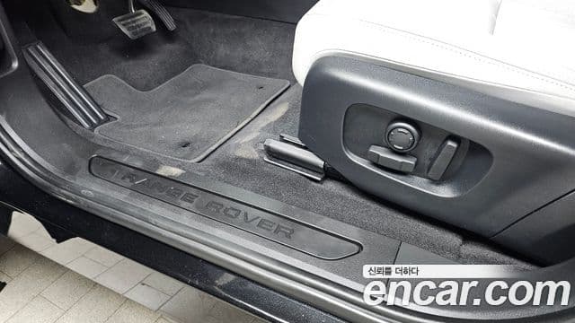 Land Rover Range Rover Evoque 2025 — Şəkil 36/36