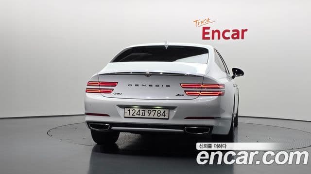 Genesis Electrified G80 2022 — ფოტო 4/20
