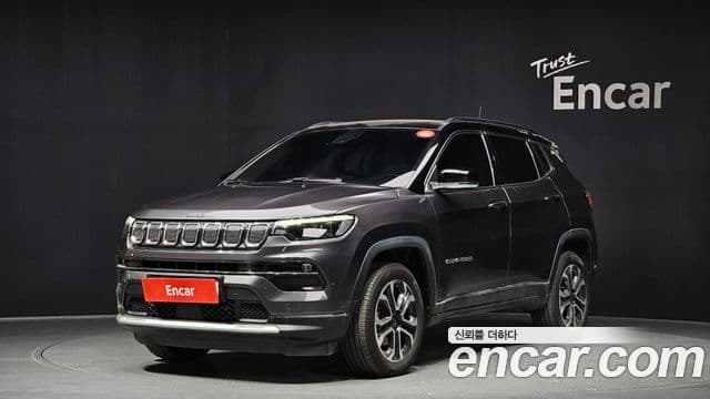 Jeep Compass 2022 — ფოტო 9/20