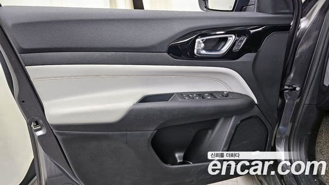 Jeep Compass 2022 — Photo 32/34