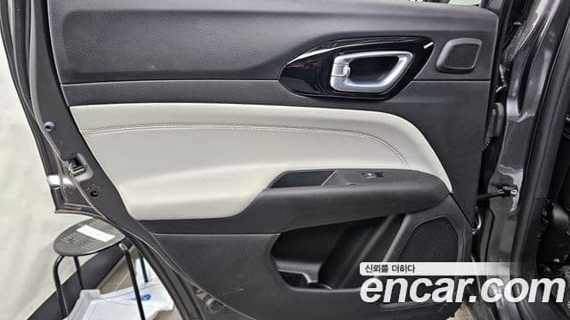 Jeep Compass 2022 — Photo 16/34