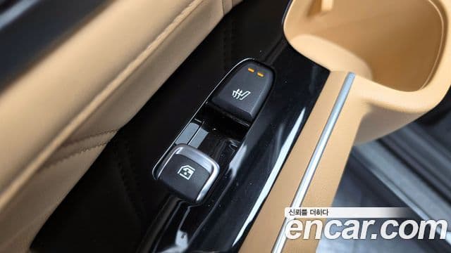 Kia Sorento 2021 — ფოტო 19/20