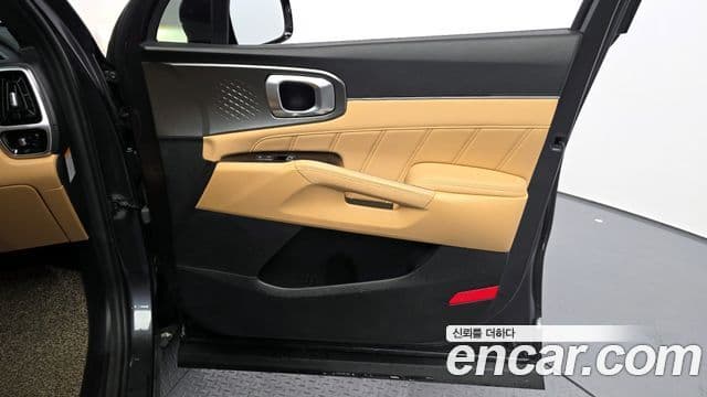 Kia Sorento 2021 — Photo 14/38