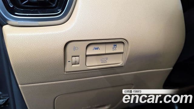 Kia Sorento 2021 — Photo 2/38