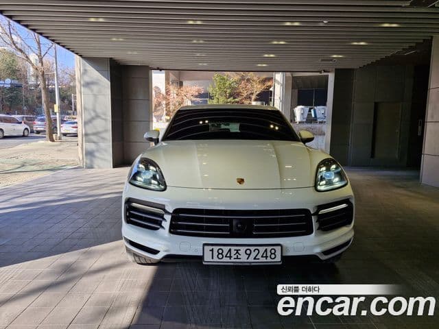 Porsche Cayenne 2020 — Фото 2/19