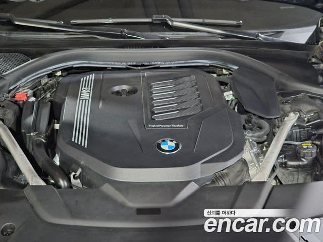 BMW 7 Series 2021 — ფოტო 5/20