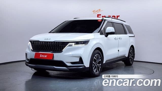 Kia Carnival 2023 — ფოტო 1/20