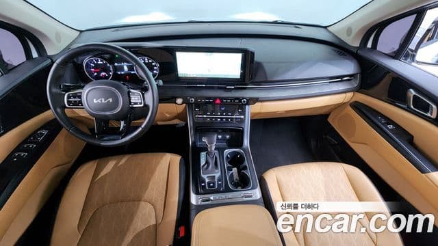 Kia Carnival 2023 — фото 7 из 20