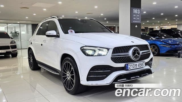 Mercedes-Benz GLE-Class 2023 — Photo 4/20