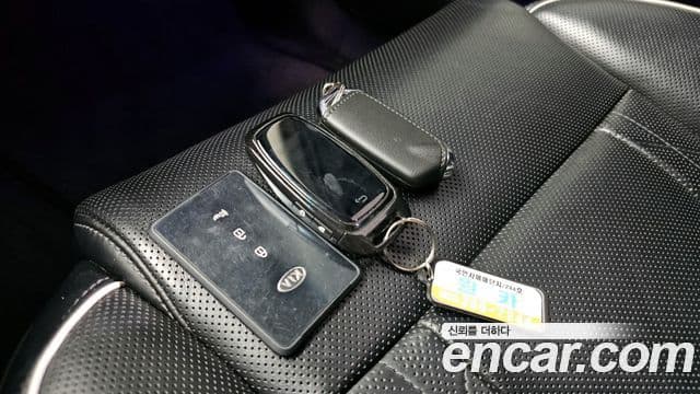 Kia The K9 2019 — Photo 5/38