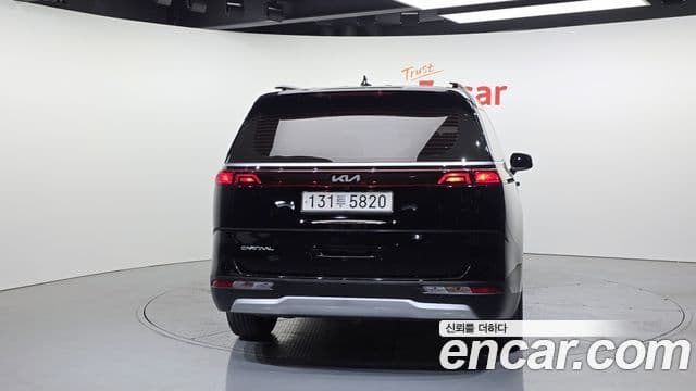 Kia Carnival 2023 — Фото 4/20