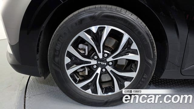 Kia Carnival 2023 — Фото 5/20