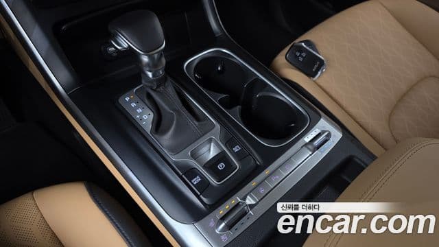 Kia Carnival 2023 — Фото 9/20