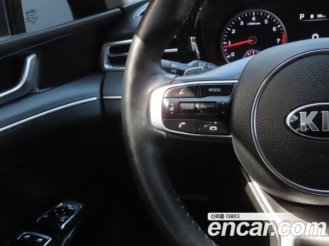 Kia K5 2021 — фото 10 из 20