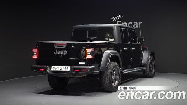 Jeep Gladiator 2021 — Şəkil 2/20