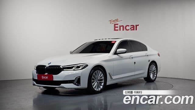 BMW 5 Series 2023 — Şəkil 1/20