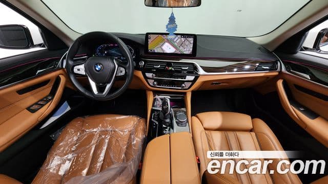 BMW 5 Series 2023 — Şəkil 7/20