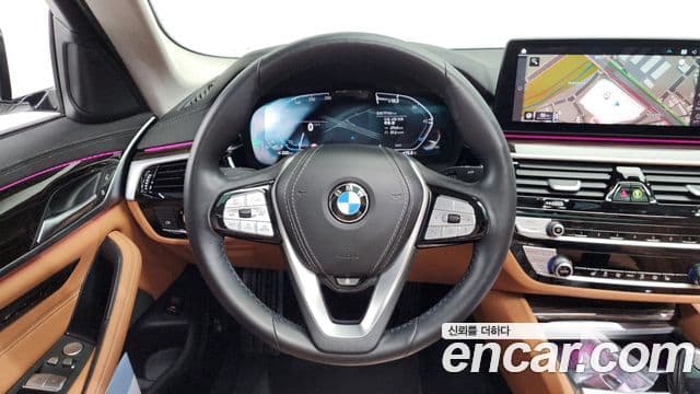 BMW 5 Series 2023 — Şəkil 12/20