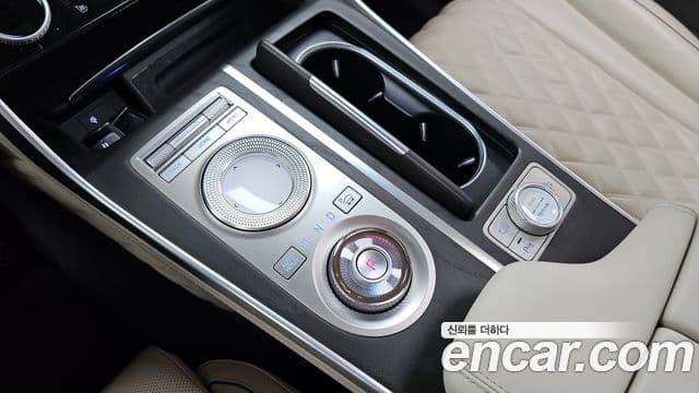 Genesis GV80 2020 — ფოტო 9/20