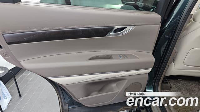 Genesis GV80 2020 — Photo 18/37
