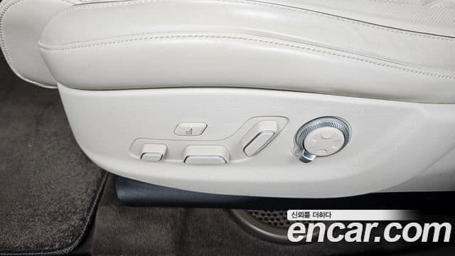Genesis GV80 2020 — Photo 9/37