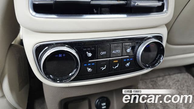 Genesis GV80 2020 — Photo 30/37