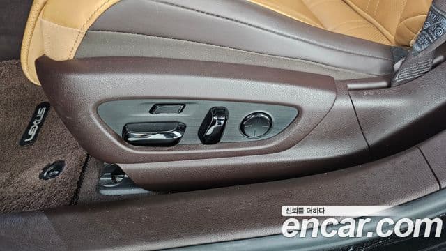 Lexus ES300h 2018 — Şəkil 8/38